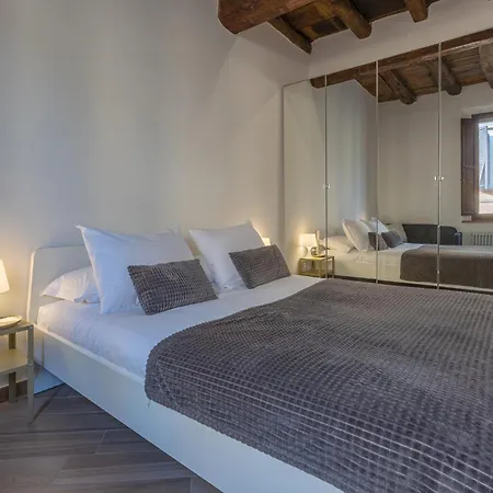 Apartmán Guesthost - Nel Centro Storico Lovely Ferrara