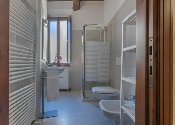 Guesthost - Nel Centro Storico Lovely